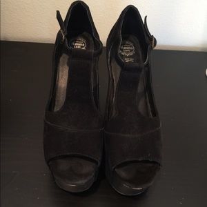 Jeffrey Campbell Foxy-Wood Black Pump